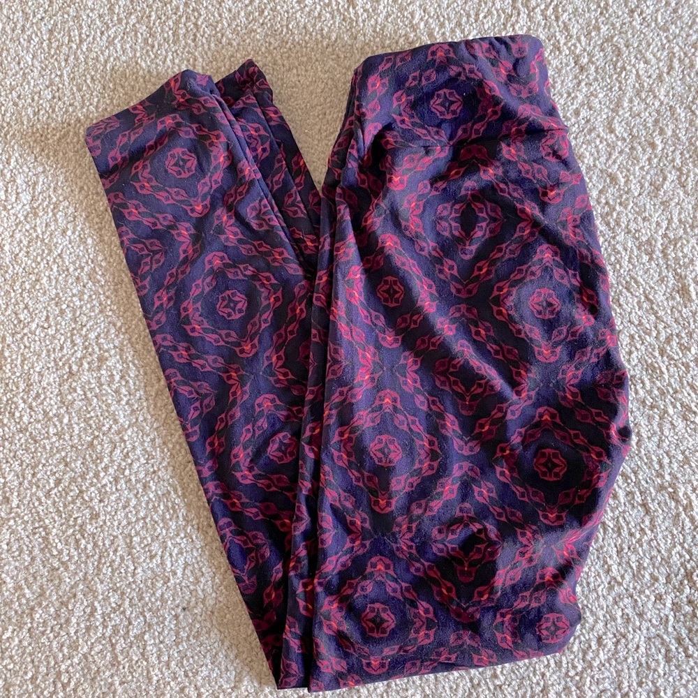 Lularoe One Size Geometric Leggings